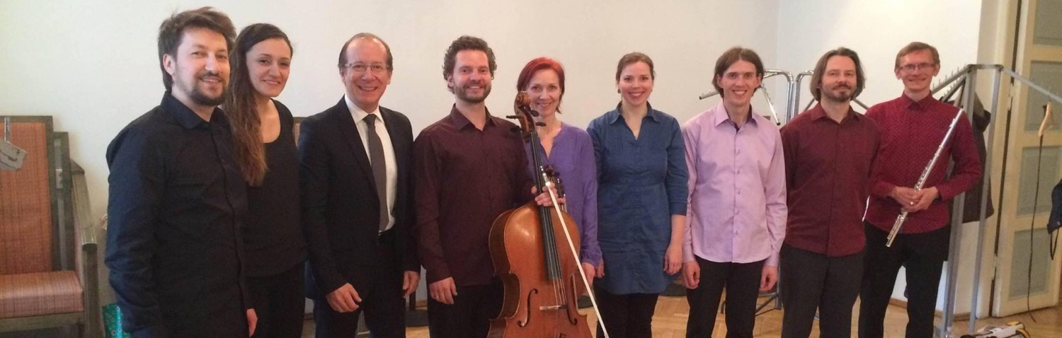 Mustpeade majas toimunud kontserdi "Zoom: Fedele" järel vasakult: dirigent Filippo Perocco, sopran Lidia Rado, helilooja Ivan Fedele ja ansambli U: liikmed