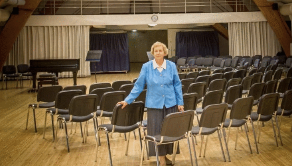 &ldquo;Sellist asja nagu &ldquo;lihtsalt kontserdisaal&rdquo; ei ole olemas&rdquo;. Intervjuu Linda Madalikuga