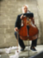 T&scaron;ellot m&auml;ngitakse peaga, mitte k&auml;tega.
Intervjuu Mart Laasiga