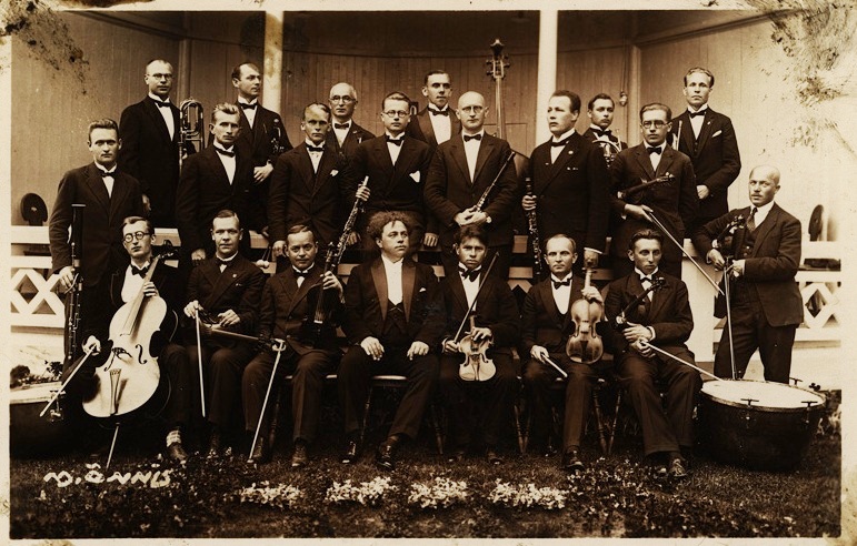 Voldemar Tago suveorkester P&auml;rnus