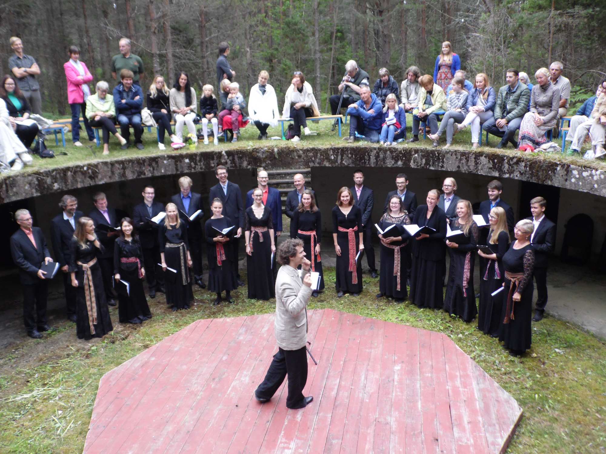 Ninase rannakaitsepatarei akustika oli hämmastav: Collegium musicale delikaatseimadki pianossimod olid selgelt kuulda. FOTO HELINA SEEGEL