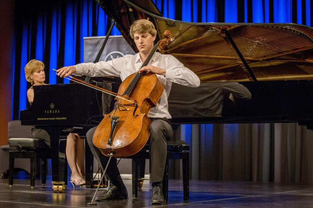 Marcel Johannes Kits v&otilde;itis Johannes Brahmsi nimelise konkursi Austrias