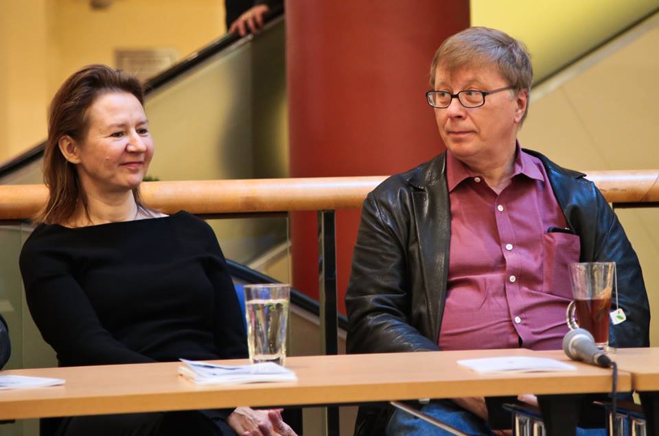 Multimediaalne kompositsioon: kaunid kunstid ja kaasaegne tehnoloogia. 
Lühisissevaade “Afekti”  kon