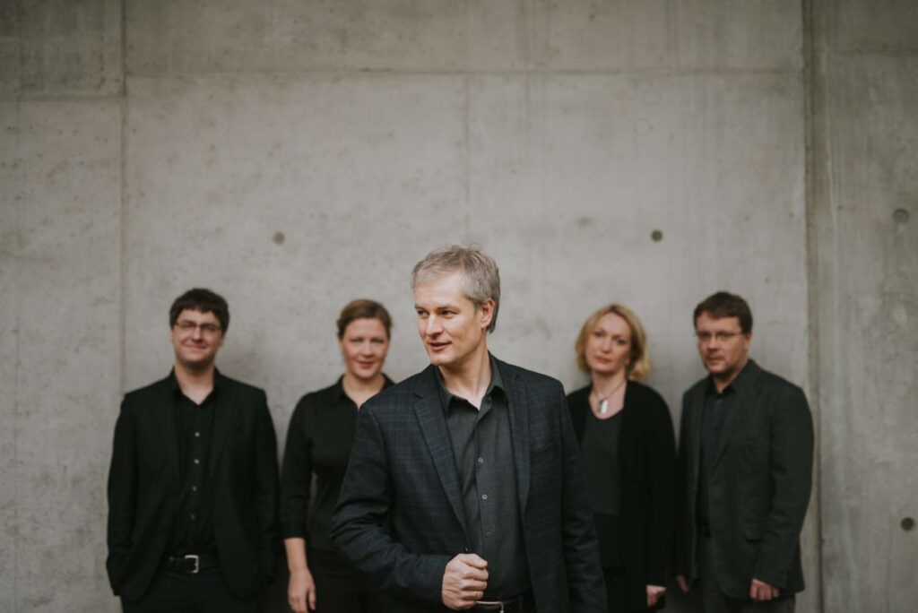 Mees nagu YXUS. Intervjuu Leho Kariniga