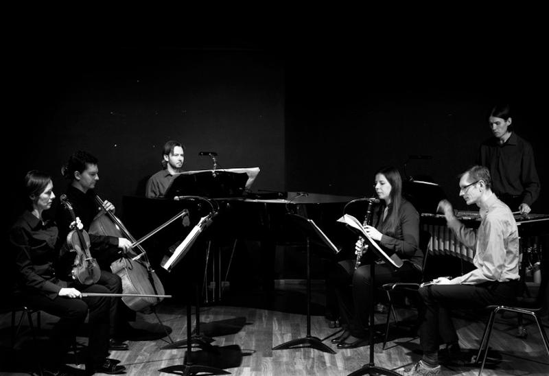 Ansambel U: alustab uue omapärase sarjaga