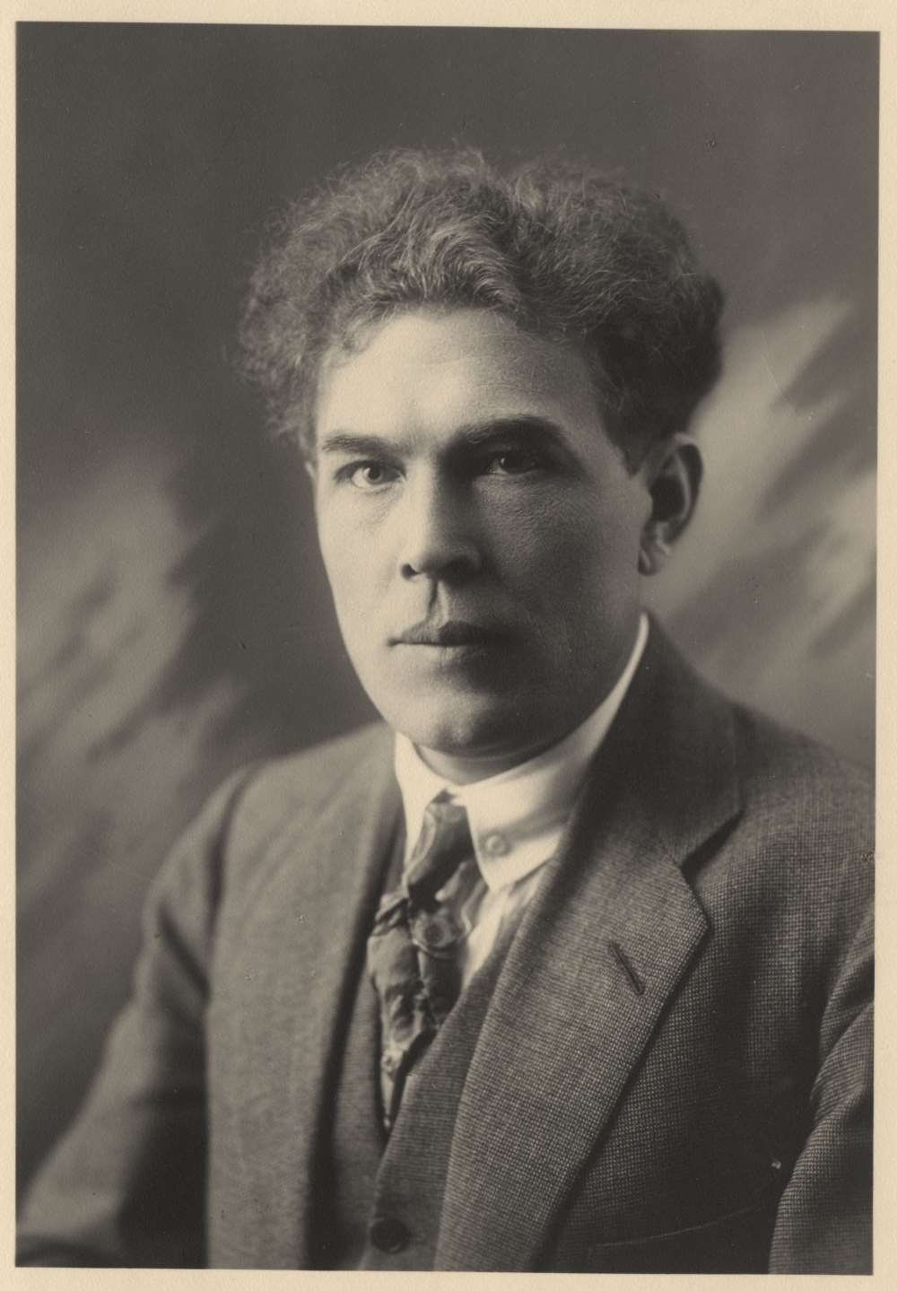 Heino Eller 1920. aastate I poolel. FOTO ETMM