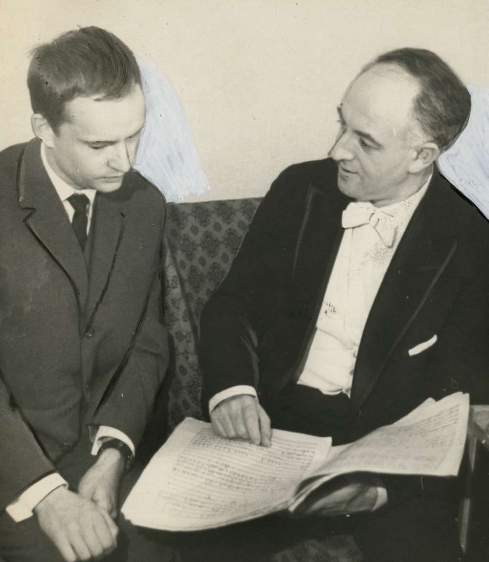 Rudolf Baršai (paremal) võttis Jaan Räätsa “Kontserdi kammerorkestrile” kohe Moskva kammerorkestri repertuaari ning juhatas seda 1962. aastal Moskvas, 1963ndal ka Leningradis. Pariisis, Londonis ja New Yorgis Carnegie Hallis. FOTO ETMMi KOGUST