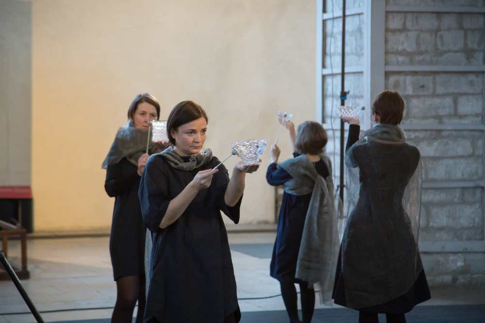 Sisekaemuslikud helimaalingud ja ilu otsingud