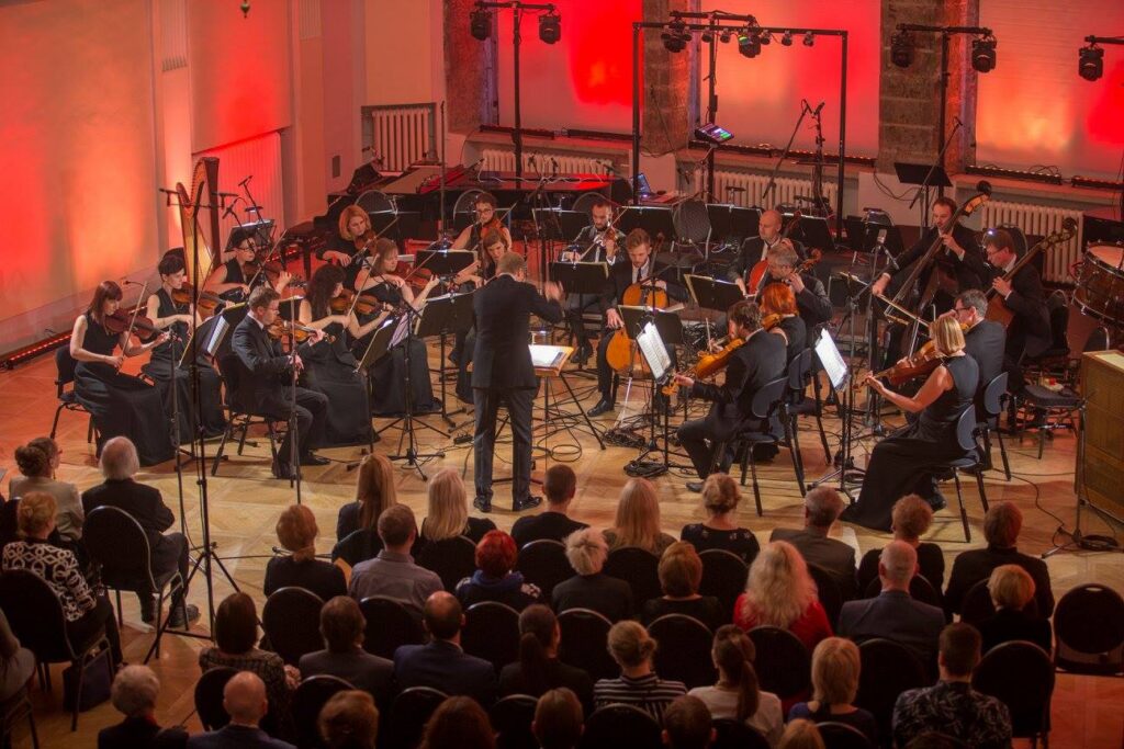 M&otilde;ned kohe teavad, kuidas pidu pidada