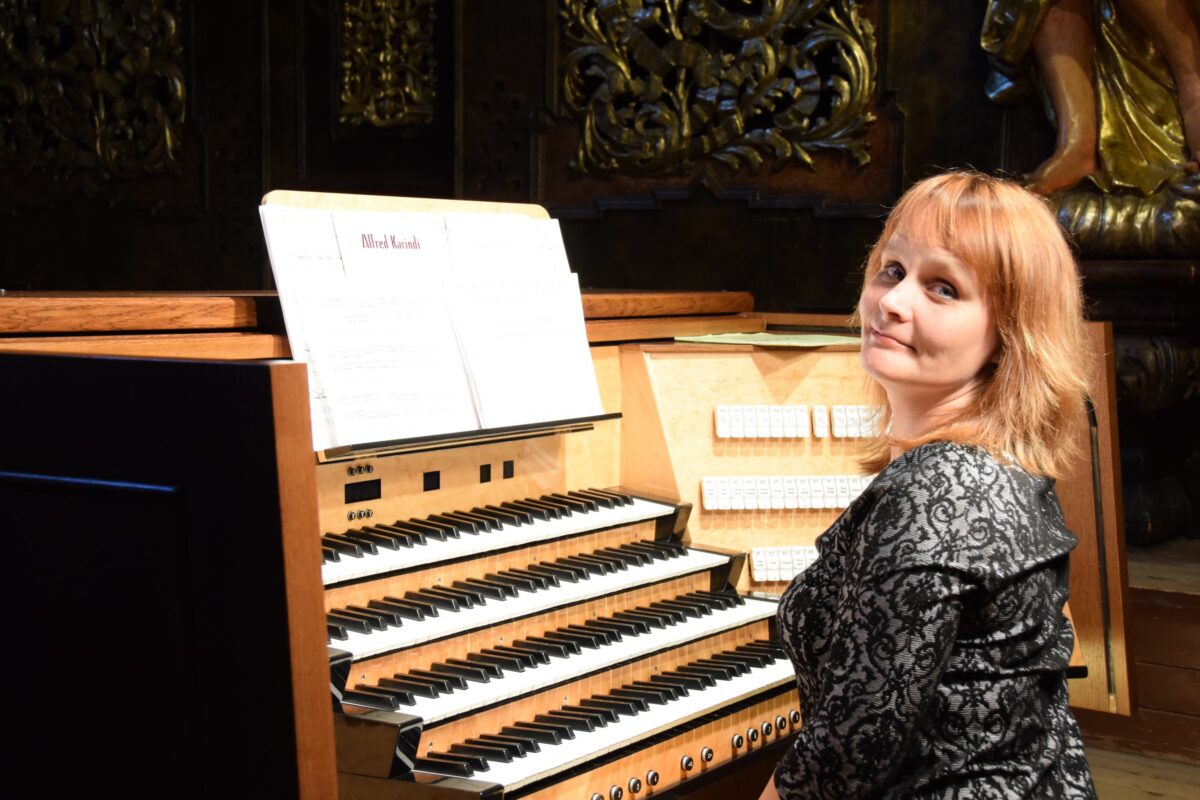 Kristel Aer ja uus orelitokaata