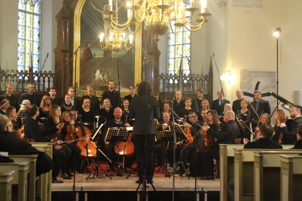 Suureks lauldud reede