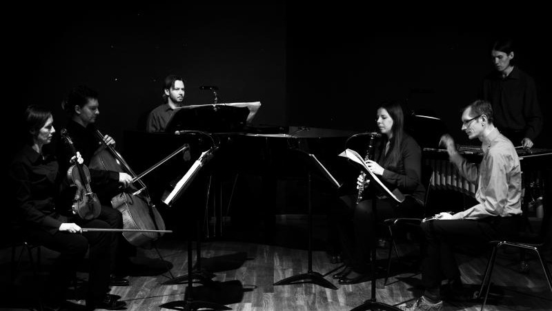 Ansambel U: Prantsusmaal