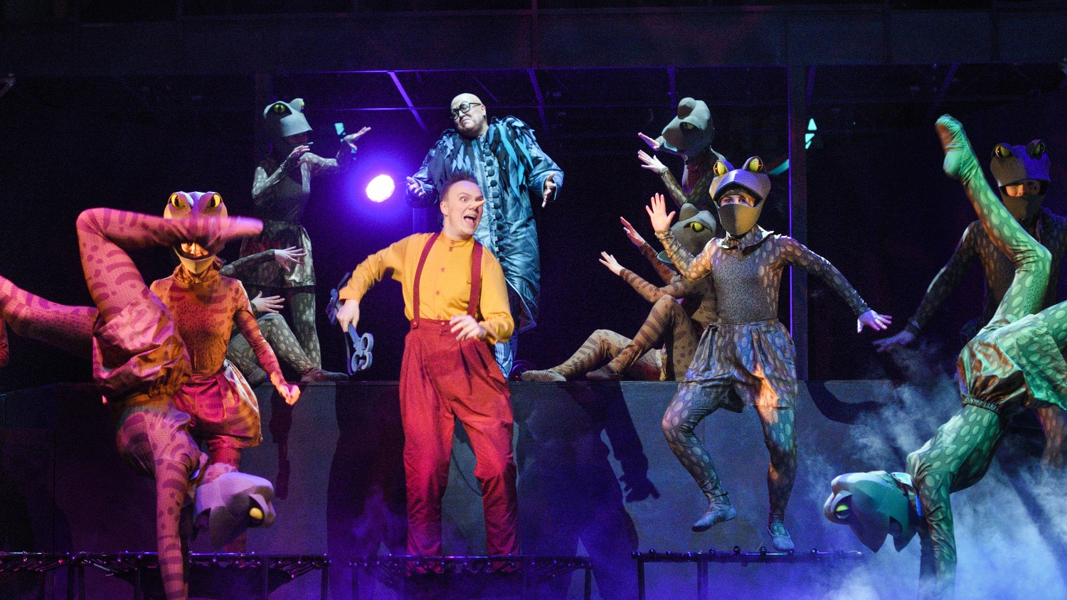 Stseen lavastusest.  FOTO RO ESTONIA