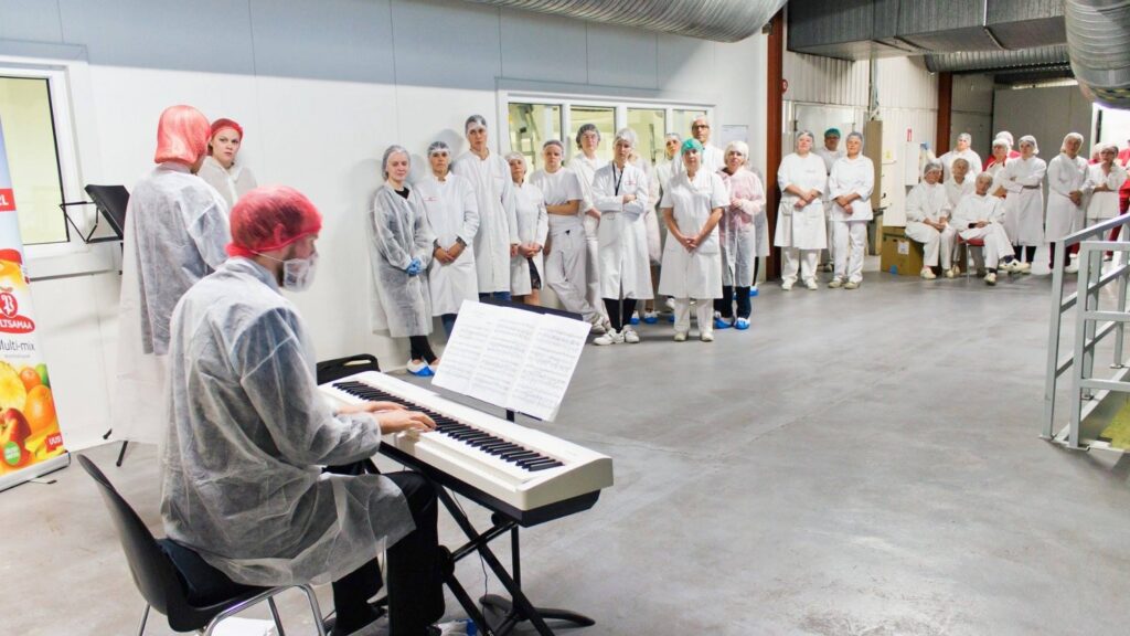 Kuidas muusikap&auml;ev Eestit h&otilde;lmas