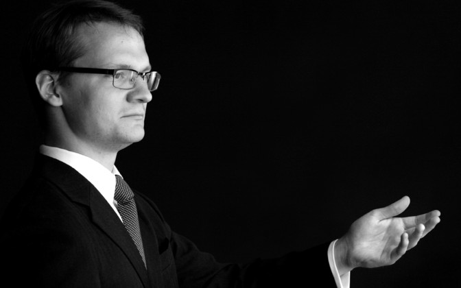 Pärnu Linnaorkestri uus peadirigent on Kaspar Mänd