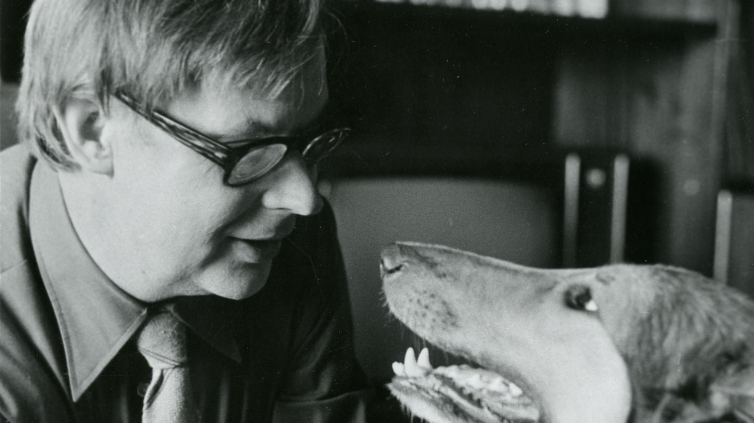 Tõeline armastus: Helilooja Eino Tamberg koeraga. FOTO ETMM.