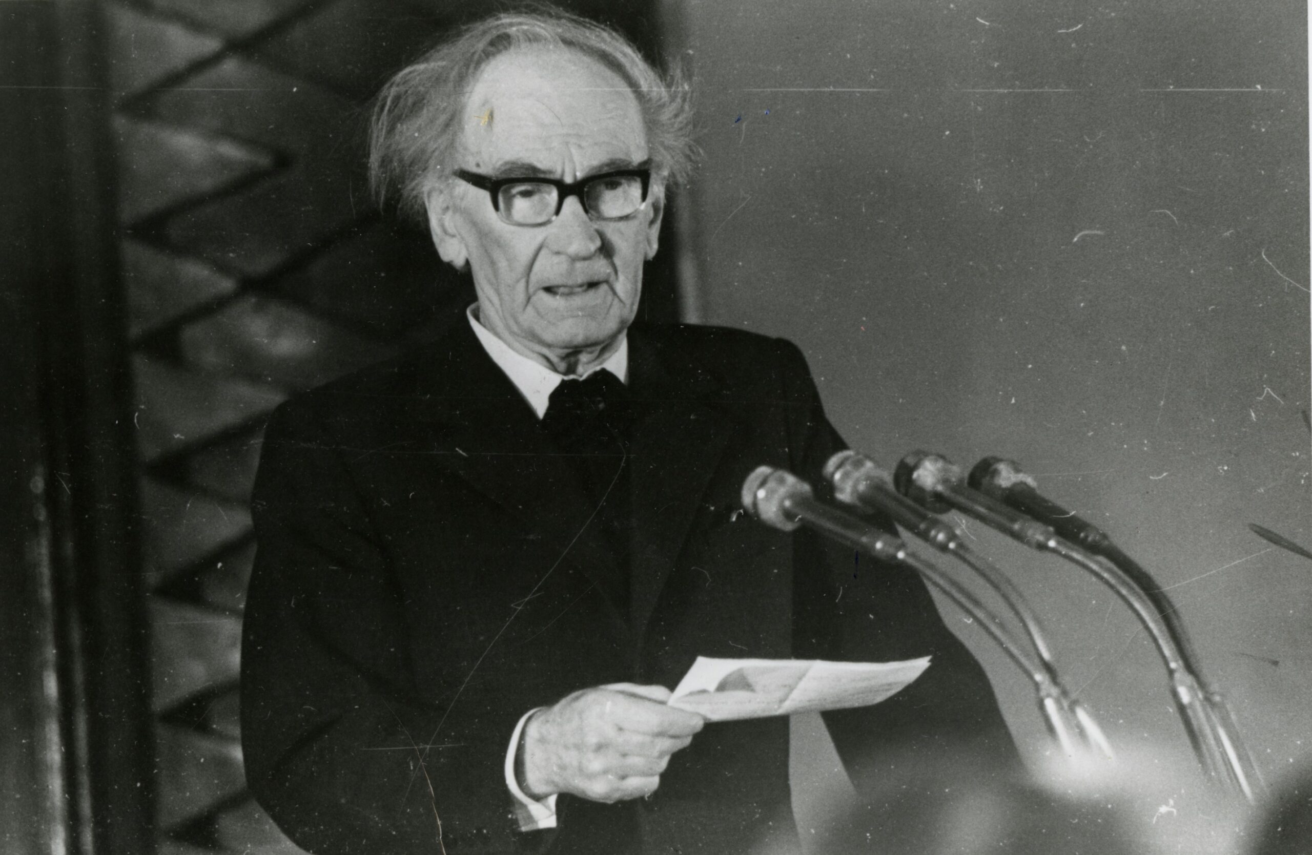 Tuudur Vettiks avamas Eesti heliloojate liidu kongressi 15.02.1979. FOTO ETMM.