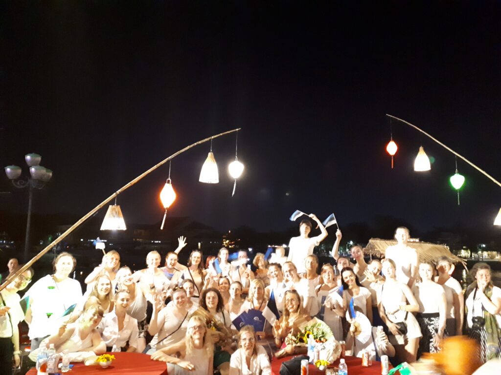 TÜ naiskoor võidukas Vietnamis