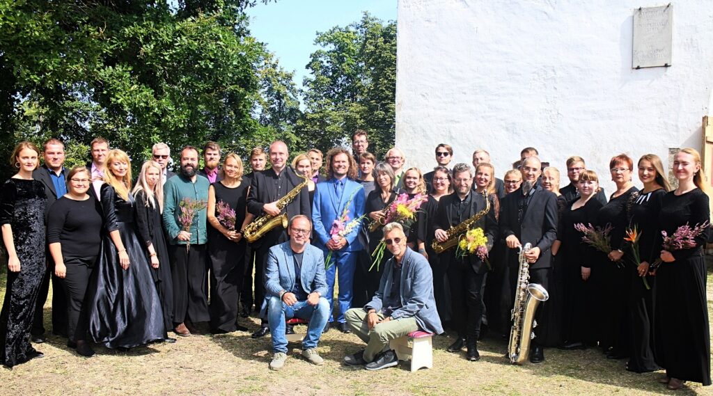 T&uuml;&uuml;ri transformatsioonid ehk Kolm p&auml;ikeselist p&auml;eva Hiiumaal