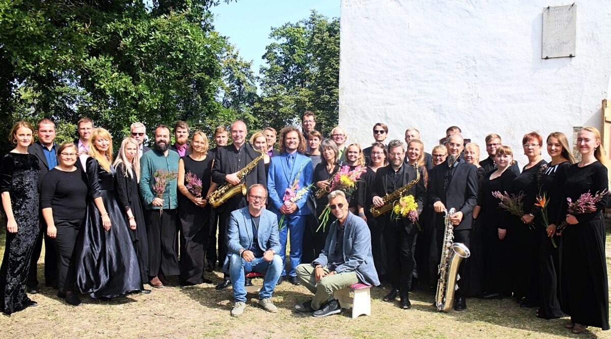 T&uuml;&uuml;ri transformatsioonid ehk Kolm p&auml;ikeselist p&auml;eva Hiiumaal