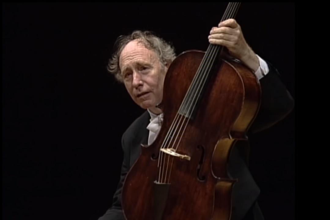 FOTO https://www.thestrad.com