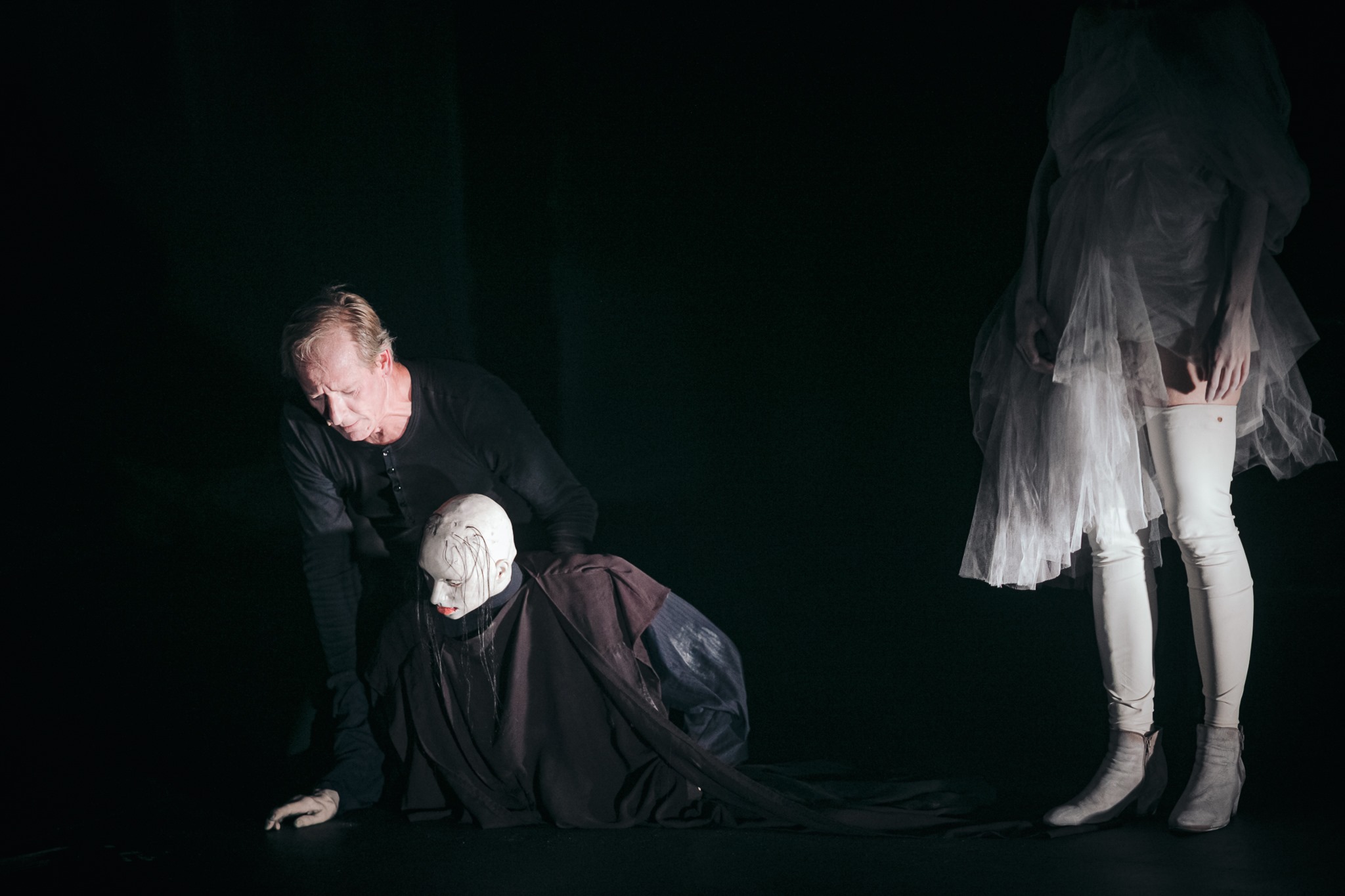 Peter Kohlmetz Molleri “Dust”, nukunäitleja Svend E. Kristensen.