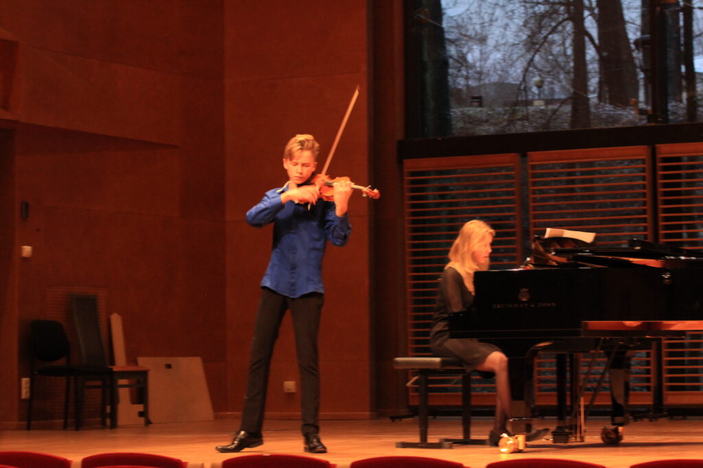 XI Eesti noorte keelpillimängijate konkurss-festival