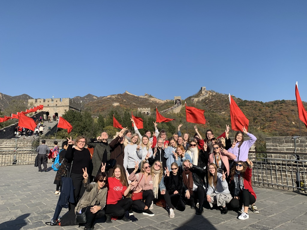 Tütarlastekoor Ellerhein kontserdireisil Hiinas