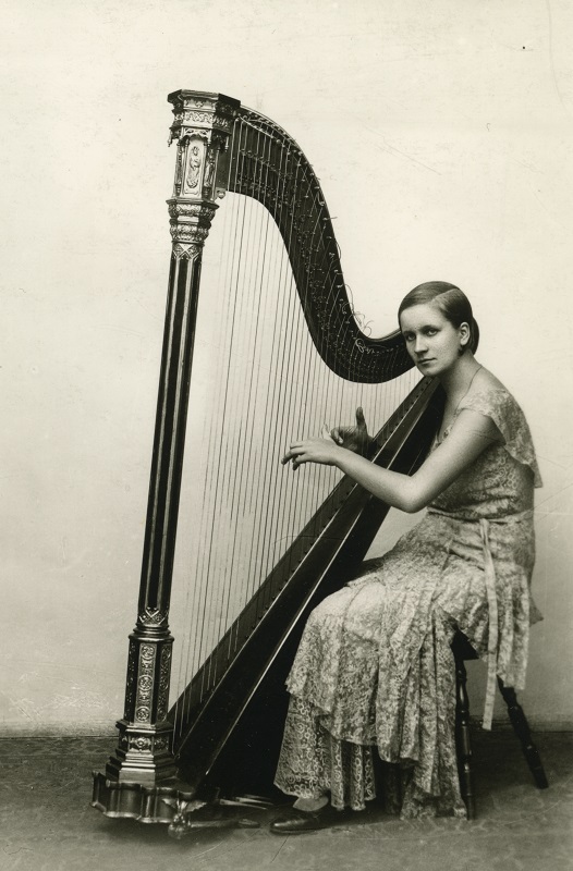 M&auml;lestuskilde Rudolf Tobiasest. Silvia Tobias oma isa p&auml;randi j&auml;&auml;dvustajana