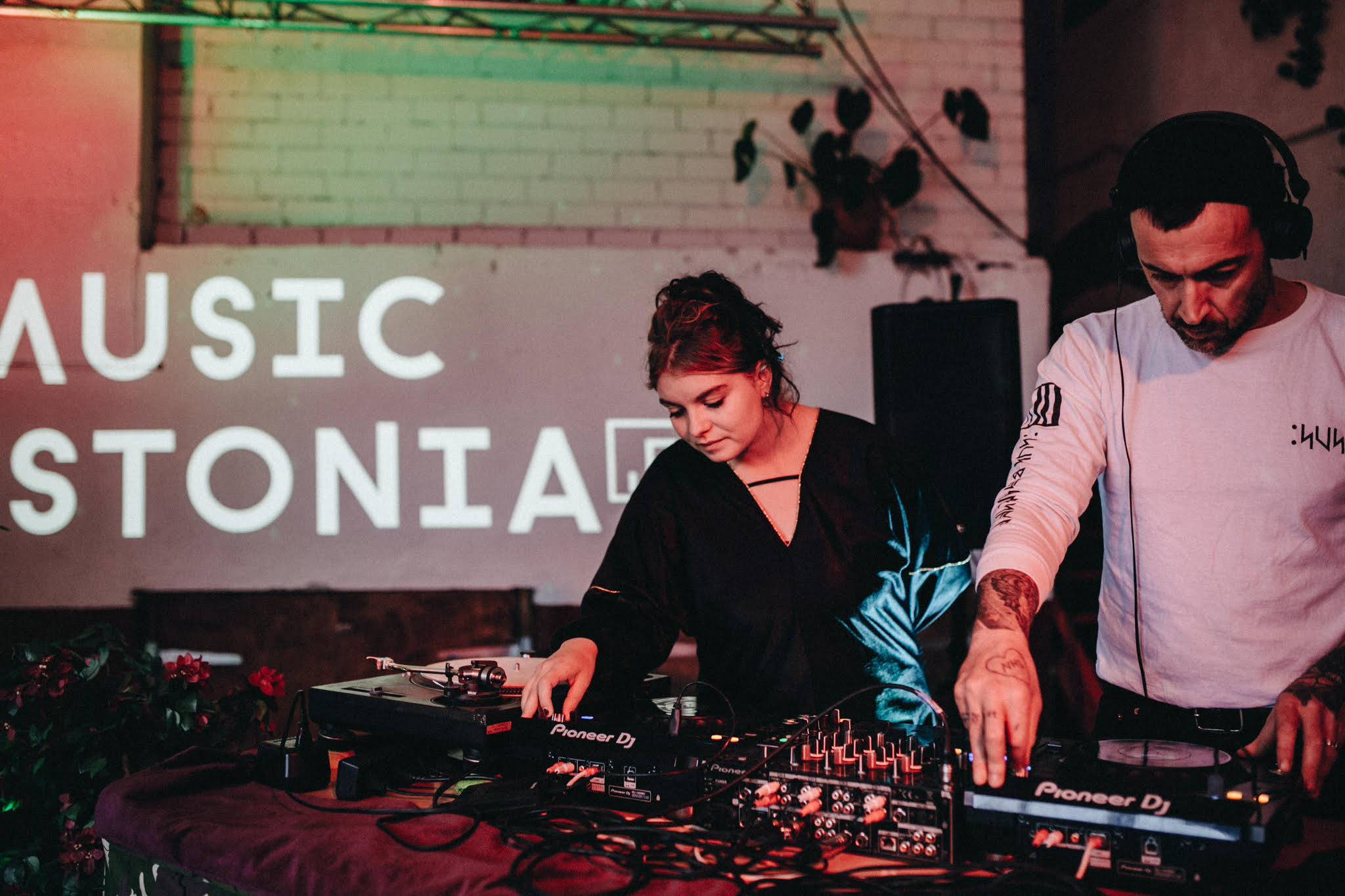 Music Estonia 5.tegevusaasta tähistamisel 16. IX 2019 Sveta Baaris esinesid Madleen Teetsov ja Luke Teetsov-Faulkner FOTO LINDA LIIS EEK.