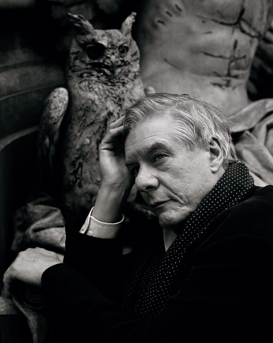 Hans Neuenfels rokib ooperit