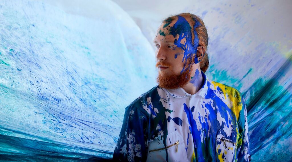 Piire avardav Niklas Paschburg