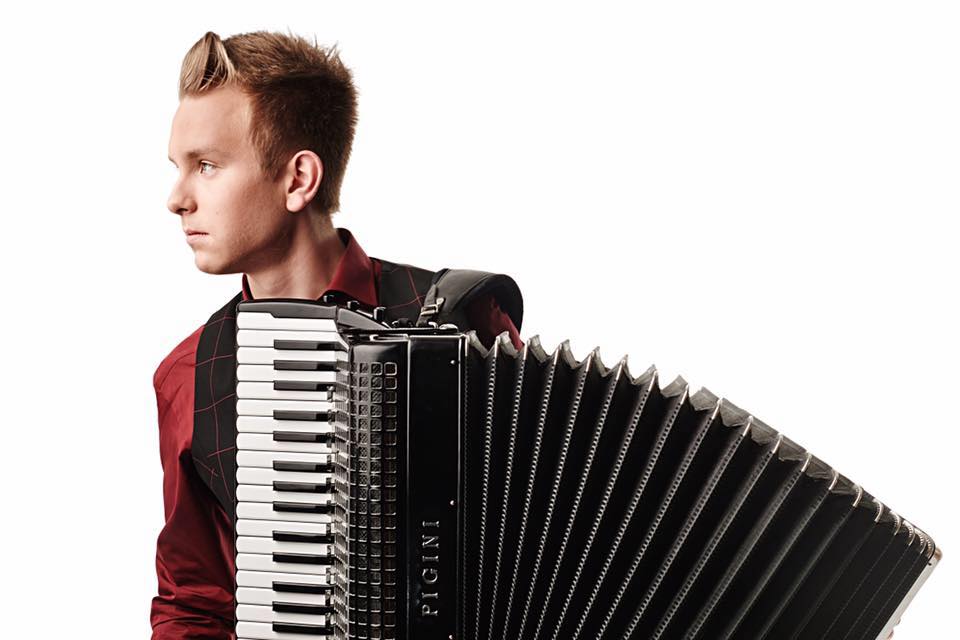 Henri Zibo ja akordion kui v&auml;ike orel