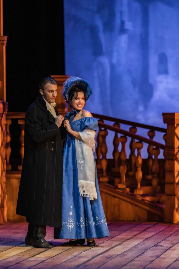 Opera buffa tema parimas elemendis