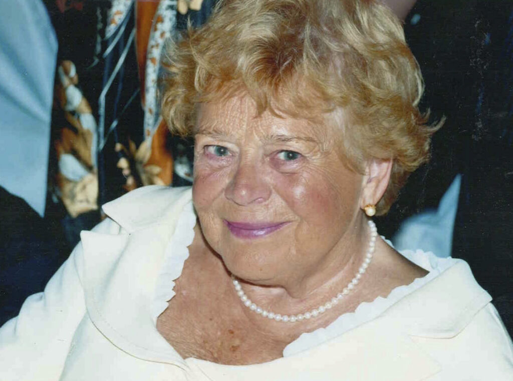 Suri Eevi Ross