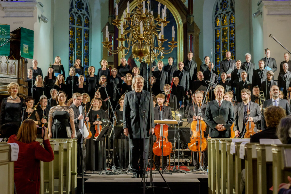 Mis südamest tulnud, see südamesse mingu