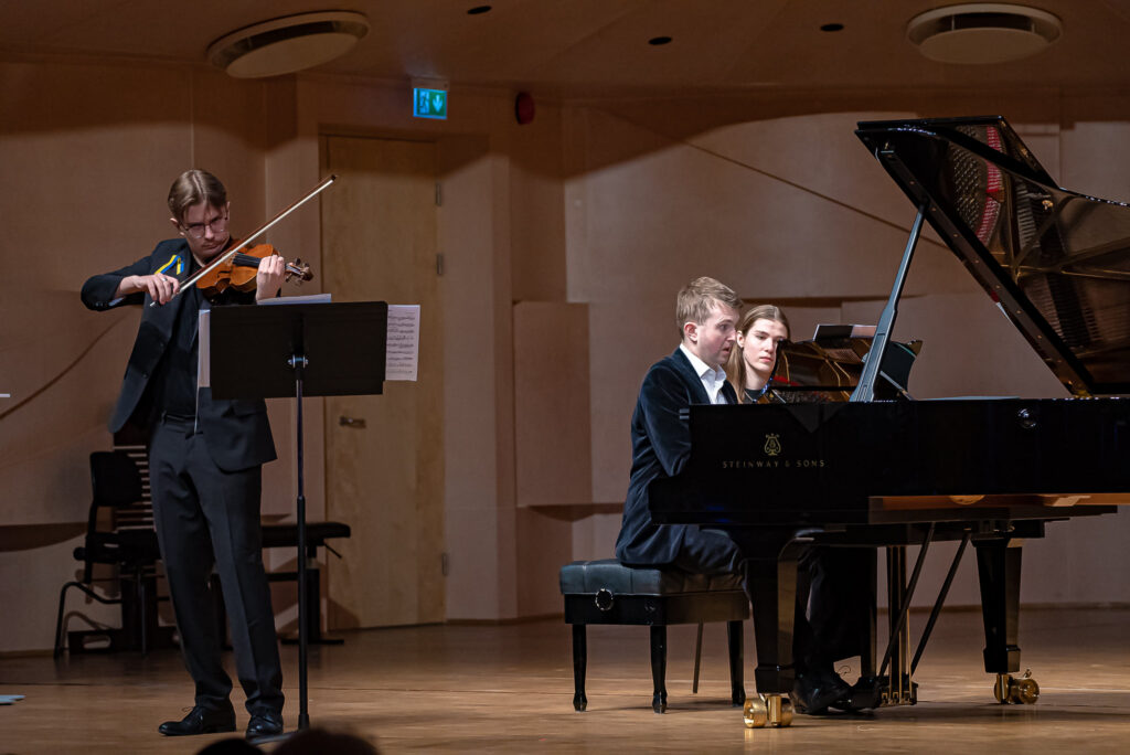 &Uuml;lest&auml;hendusi elleriaanide ettev&otilde;tmistest