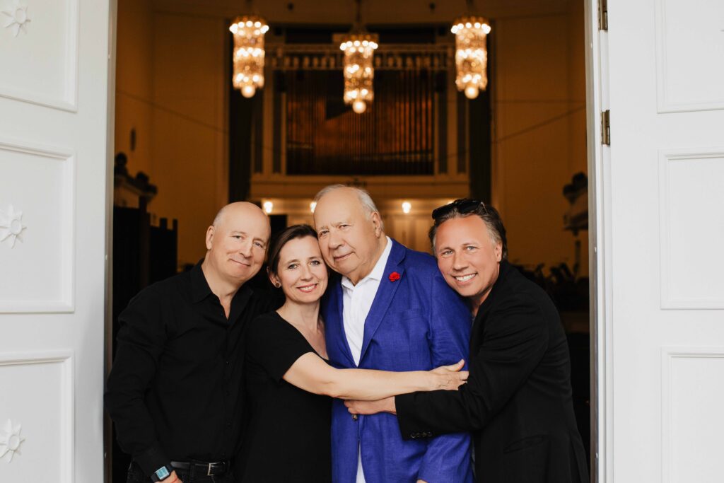 J&auml;rvide d&uuml;nastia &ndash; 195 aastat muusikat