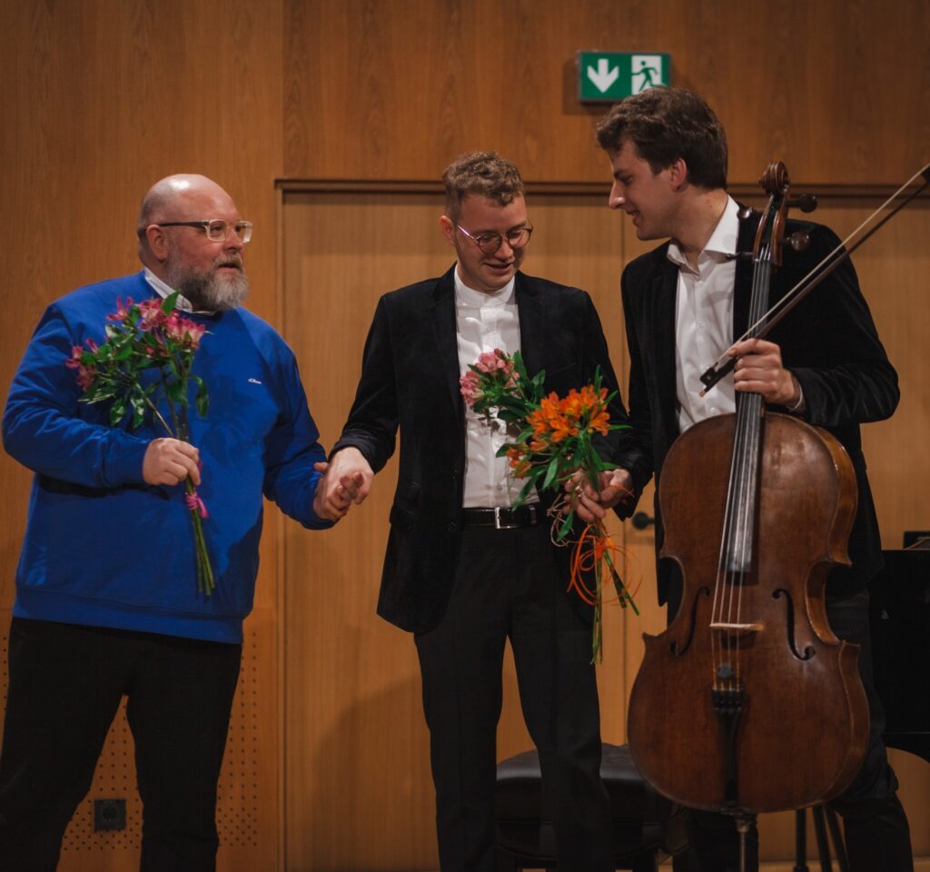 &ldquo;Art of Cello&rdquo; startis ereda komeedina