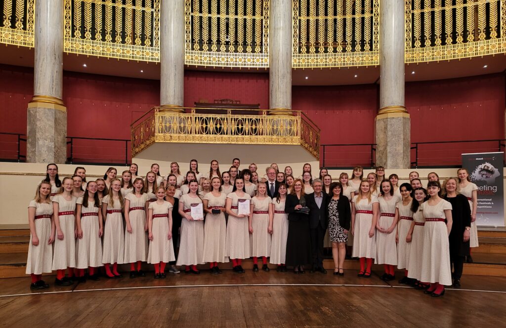 Muusika seob üheks – Vanalinna Muusikamaja tütarlastekoor