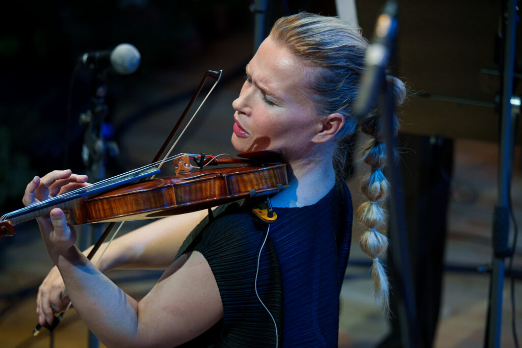 Vivaldi recomposed. Mari Samuelsen ja Sinfonietta Rīga