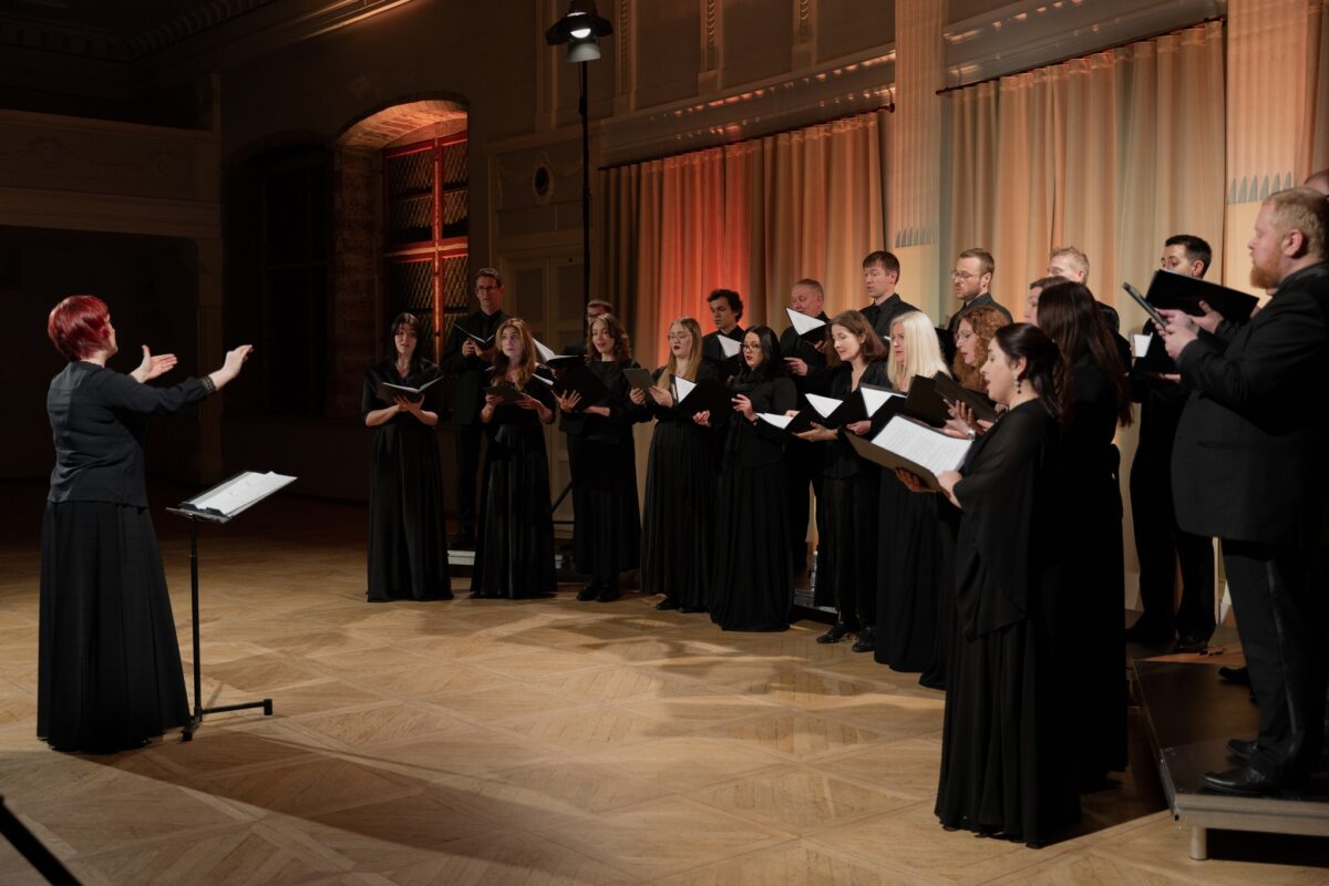 Naistep&auml;eva &otilde;htu naisheliloojatega