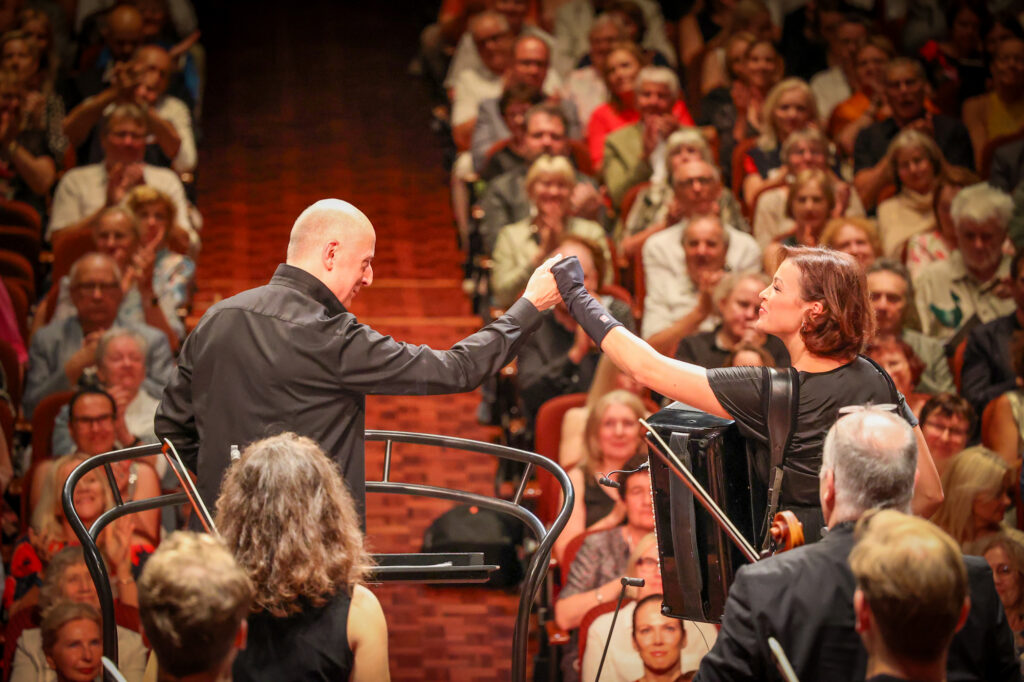 Maailmad kohtusid P&auml;rnus