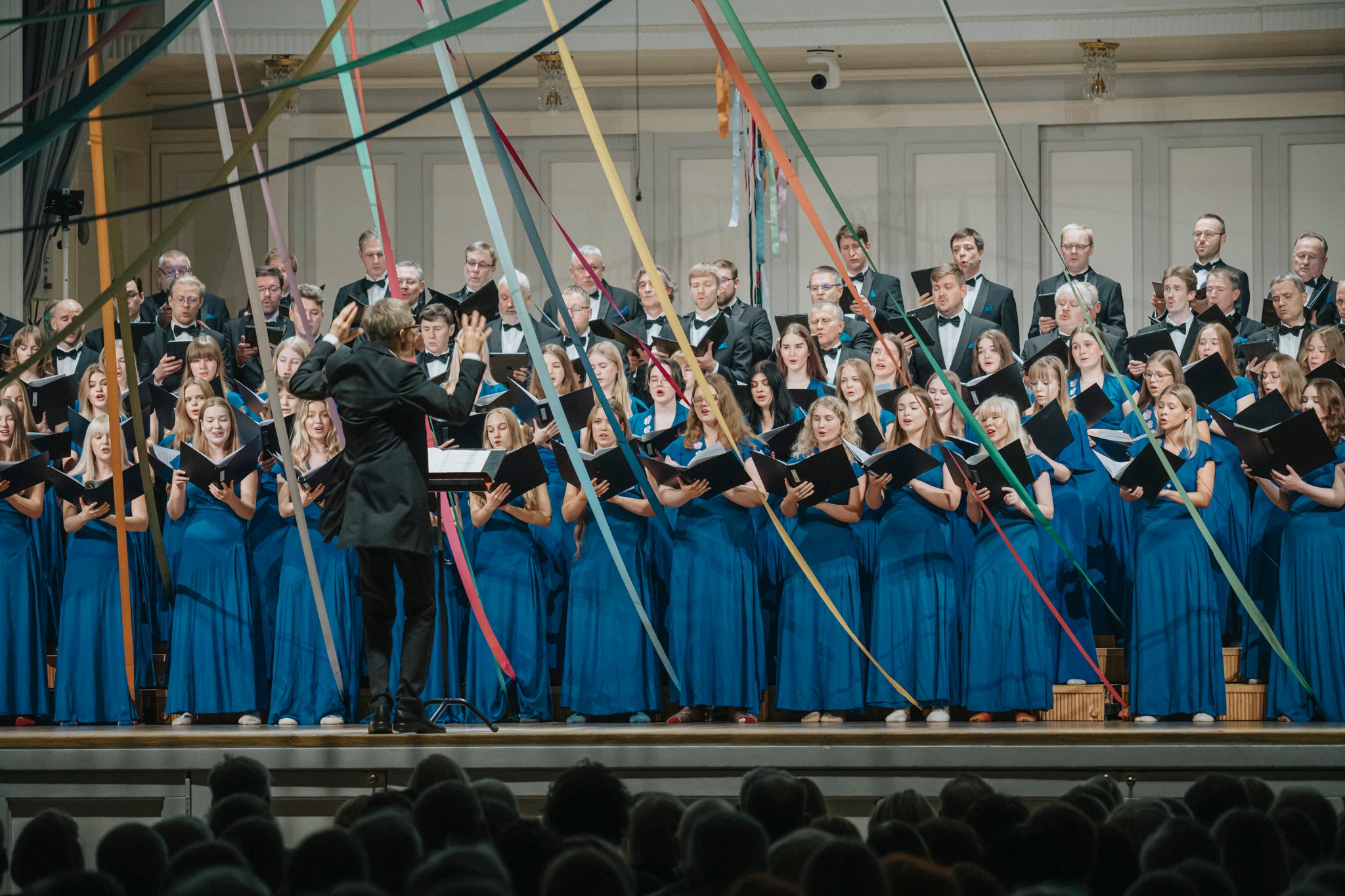 Lõpukoor koos Ellerheina tütarlastekooriga. FOTO GUNNAR LAAK