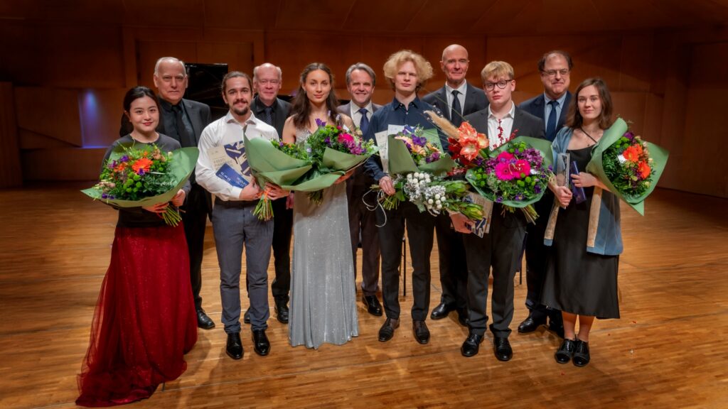 Teelahkmel X Eesti pianistide konkurss