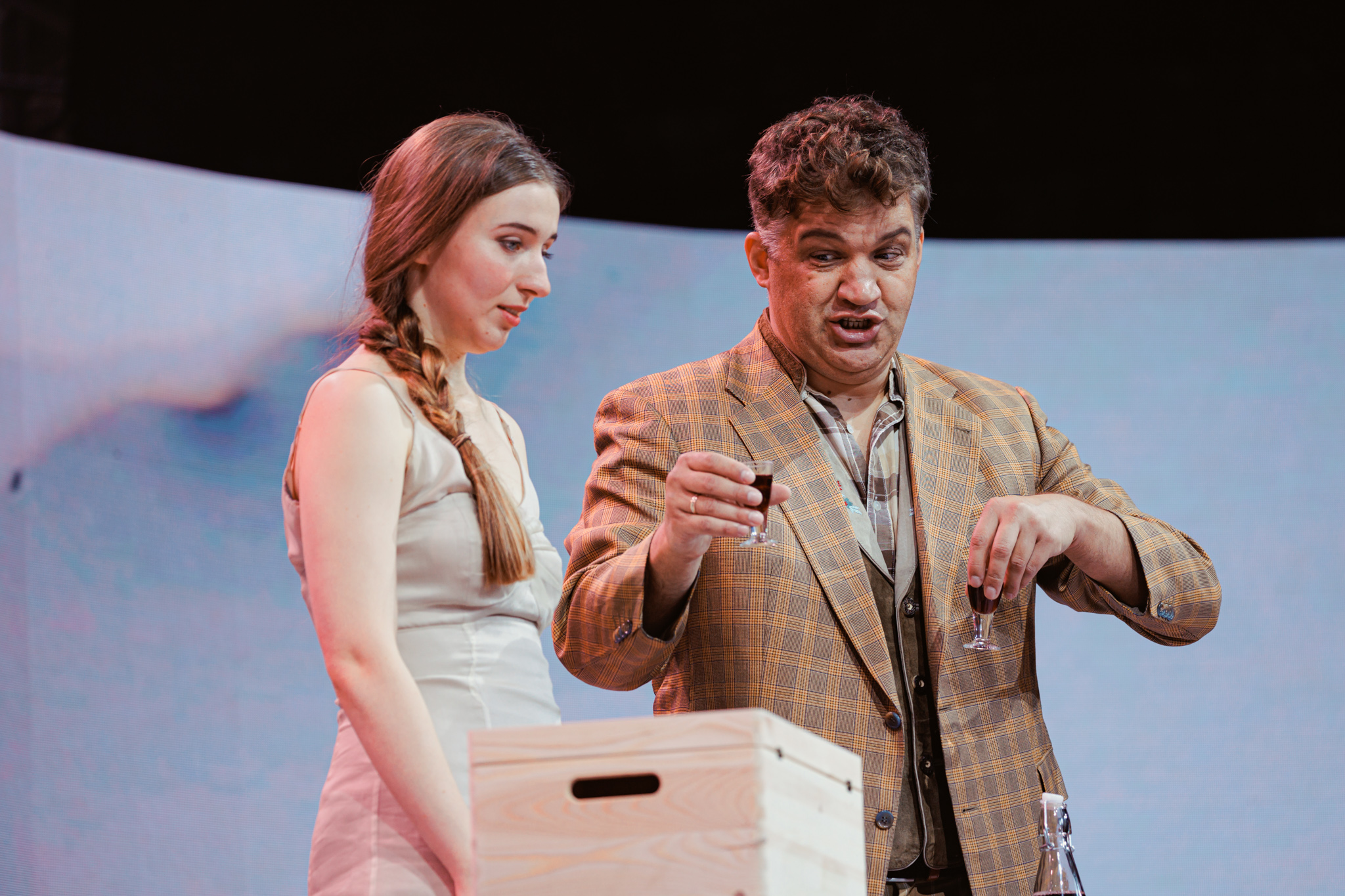 Asso kosib Hebat. (Pavlo Balakin ja Annabel Soode). FOTO Ilja Smirnov