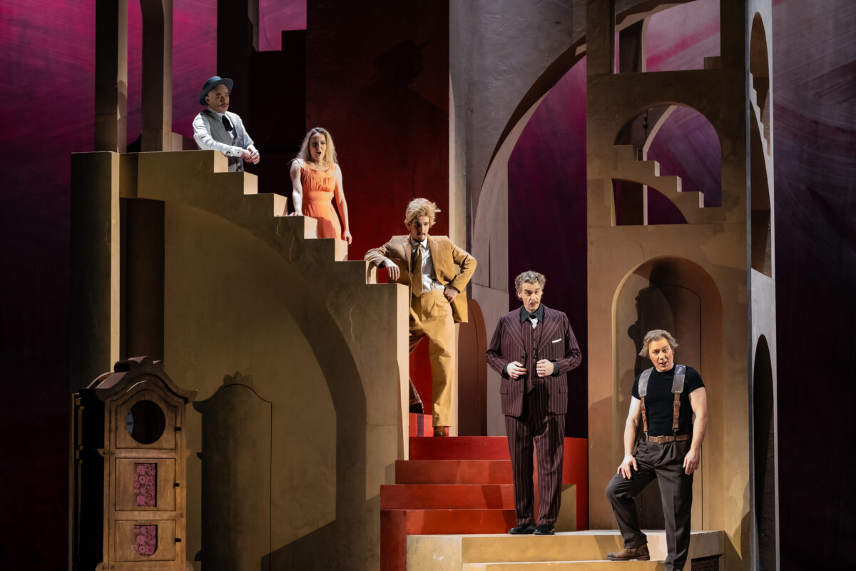 &iquest;Qu&eacute; horas son, mi coraz&oacute;n? ehk Mis kell on, mu s&uuml;da?