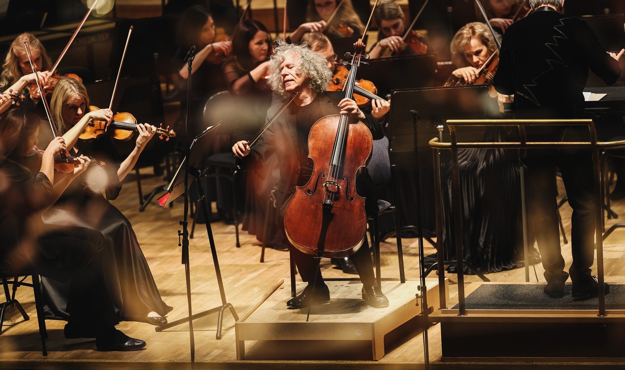 Steven Isserlis ERSO ees. FOTO KIUR KAASIK