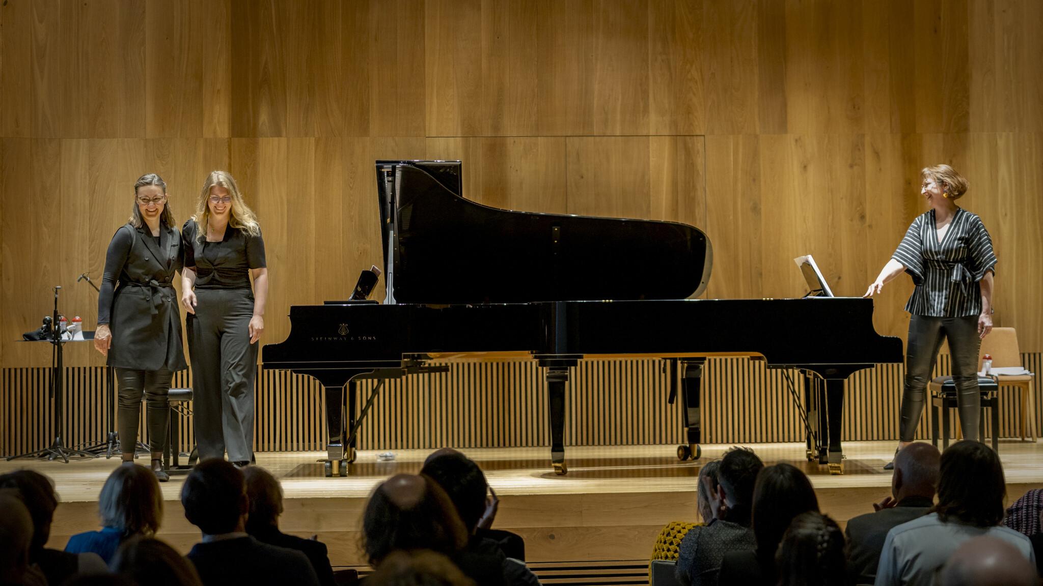 Klaveriduo Talvi Hunt - Kadri-Ann Sumera ja Madli Marje Gildemann.