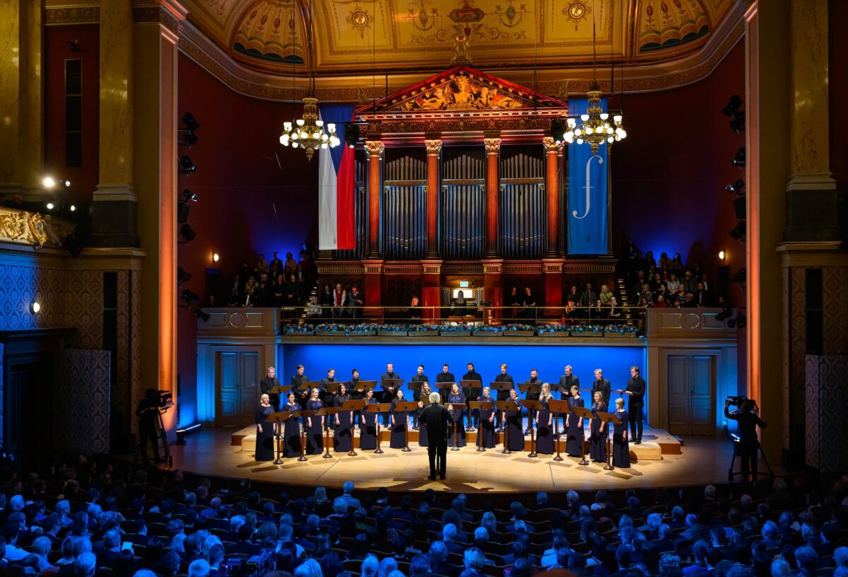 Peegeldused – Arvo Pärt maailma saalides